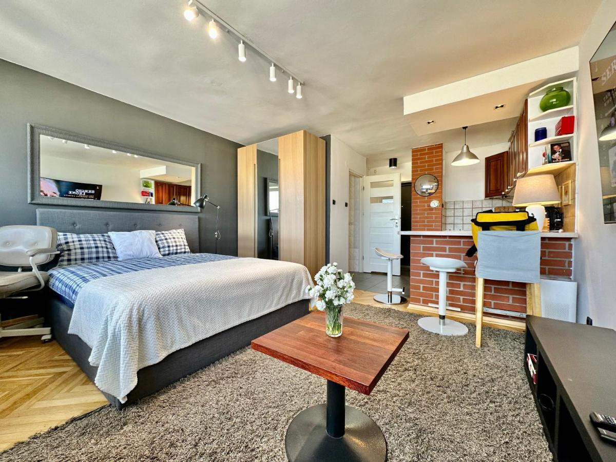 Super Apartament White Warszawa 2X Metro Scisle Centrum Wifi 300 Mbs New Dış mekan fotoğraf
