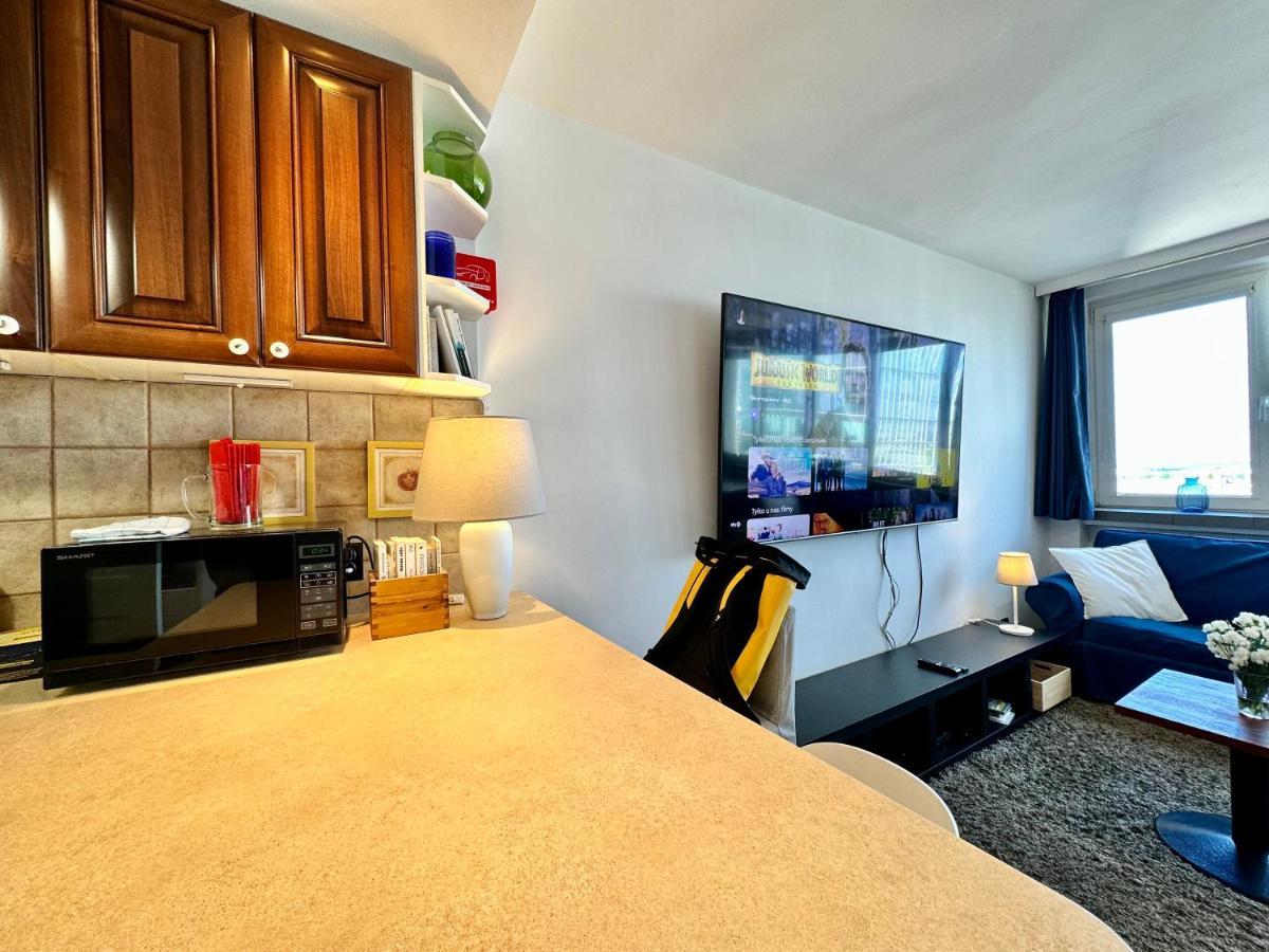 Super Apartament White Warszawa 2X Metro Scisle Centrum Wifi 300 Mbs New Dış mekan fotoğraf